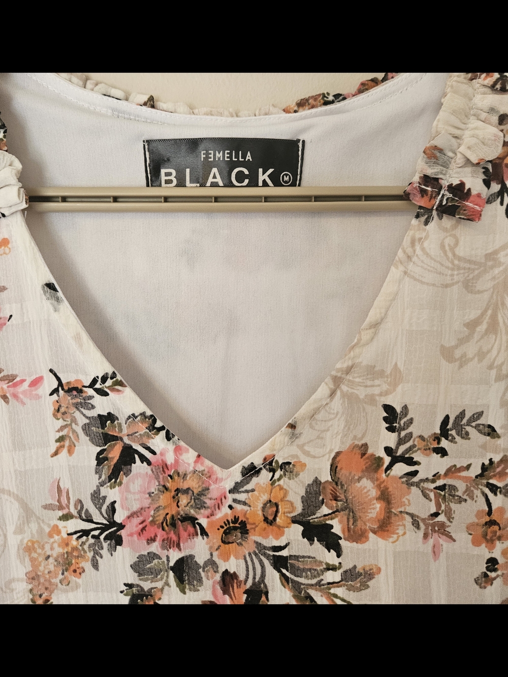 Femella Black - Cream Floral V-Neck Dress with Pink & Orange Blooms Medium Size - Picture 2 of 15